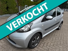 Toyota Aygo - 1.0-12V 5-DRS AIRCO LMV TREKHAAK APK 9-2026
