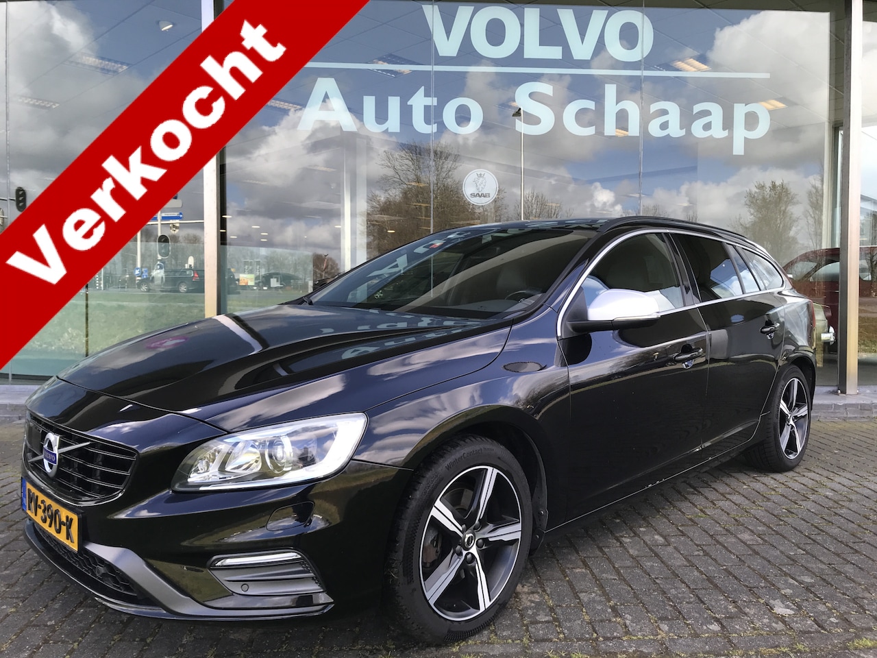 Volvo V60 - 2.0 T4 Polar+ Sport R-design Automaat | Rijklaar incl garantie | Camera Standkachel Keyles - AutoWereld.nl