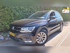 Volkswagen Tiguan - 1.4 TSI Comfortline Business