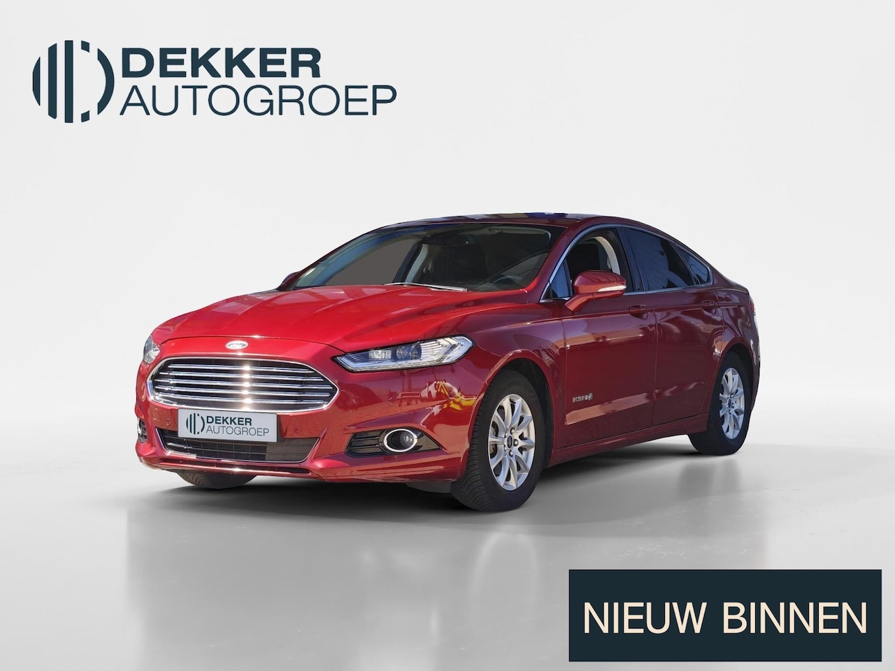 Ford Mondeo - 2.0 IVCT HEV Titanium X | Adaptive Cruise | SYNC 3 Apple Carplay Android Auto | Full Hybri - AutoWereld.nl