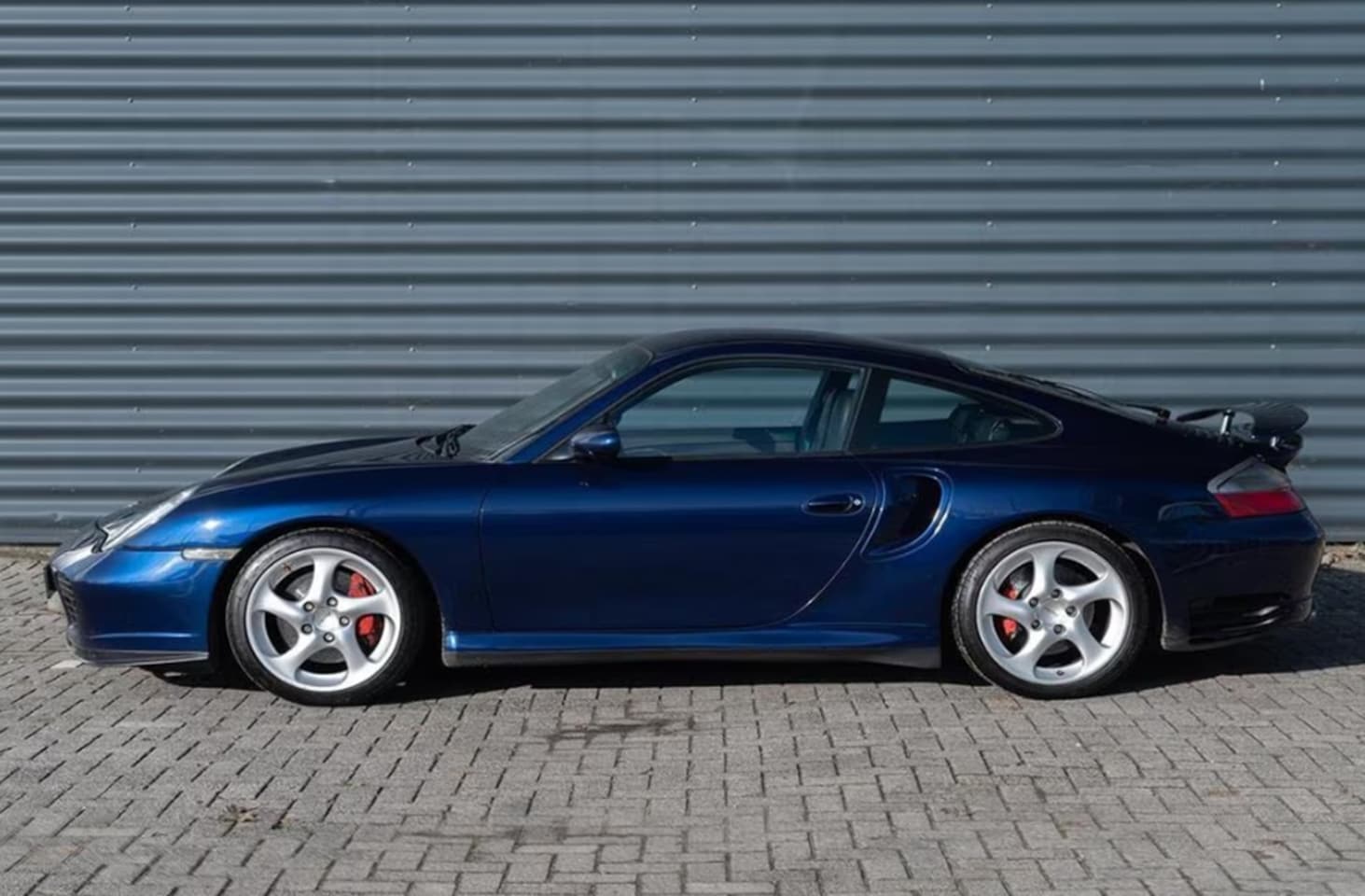 Porsche 911 - 3.6 Coupé Turbo 996 - AutoWereld.nl