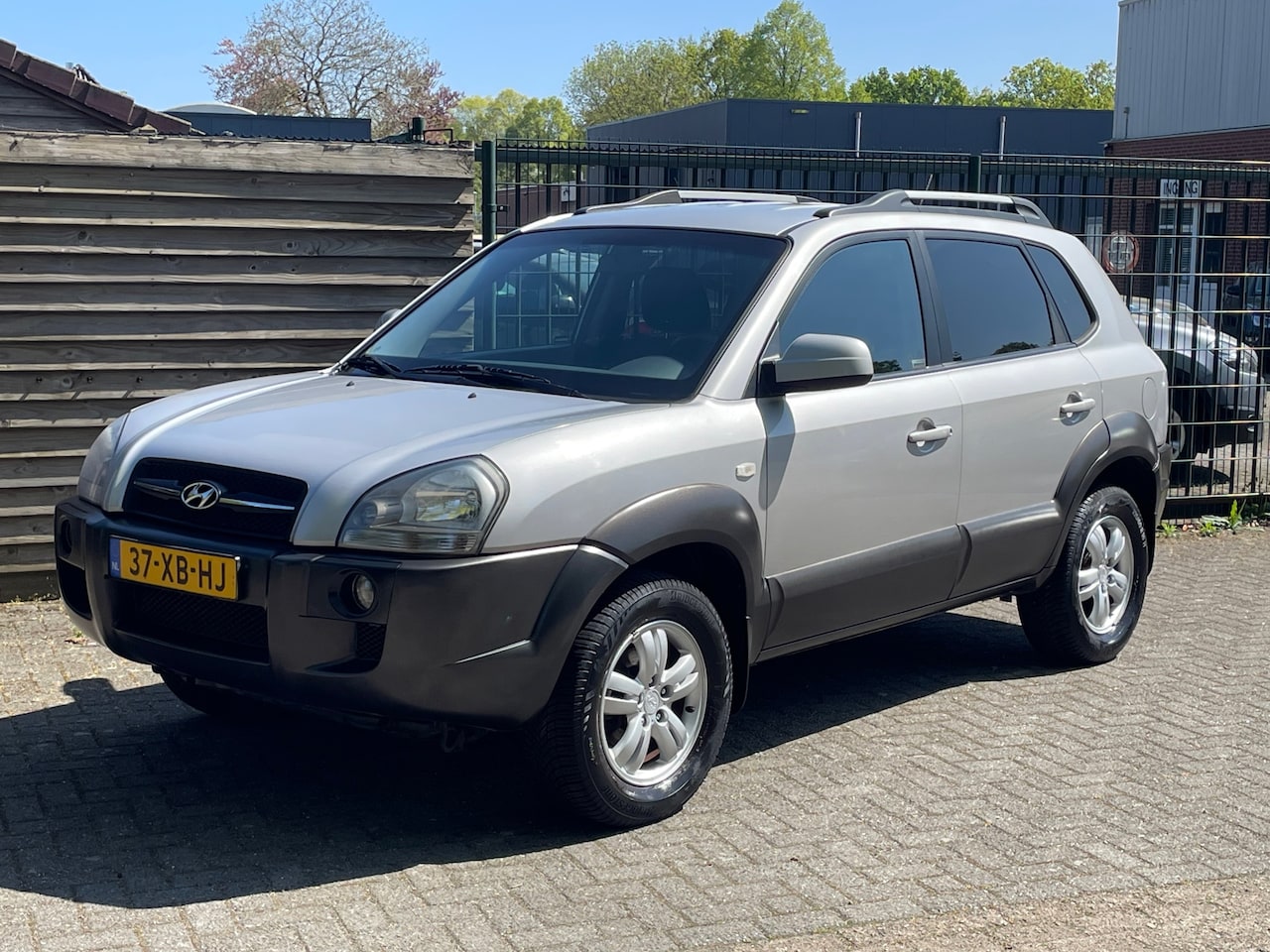 Hyundai Tucson - 2.0i Style 148.000km - AutoWereld.nl