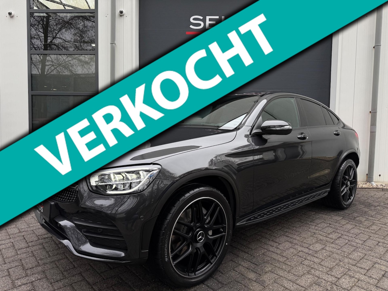 Mercedes-Benz GLC-klasse Coupé - 300e 4MATIC Premium Plus AMG Schuifdak/Leder/Virtual/Car Play/LED/Night Pakket/Trekhaak/Ap - AutoWereld.nl