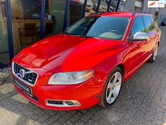Volvo V70 - 2.5FT R-Design 230PK Automaat