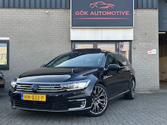 Volkswagen Passat Variant - 1.4 TSI GTE Highline Dynaudio / LED / VirtualCockpit/ Dodehoeksensor / Line Assist / Pano