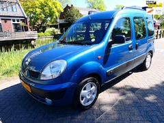 Renault Kangoo - 1.6-16V Privilège 95pk Airco Trekhaak 1150kg. Schuifdeuren