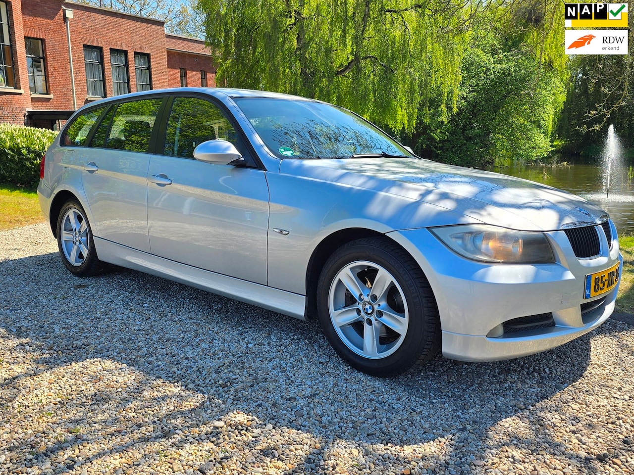BMW 3-serie Touring - 318i Business Line 318i Business Line - AutoWereld.nl