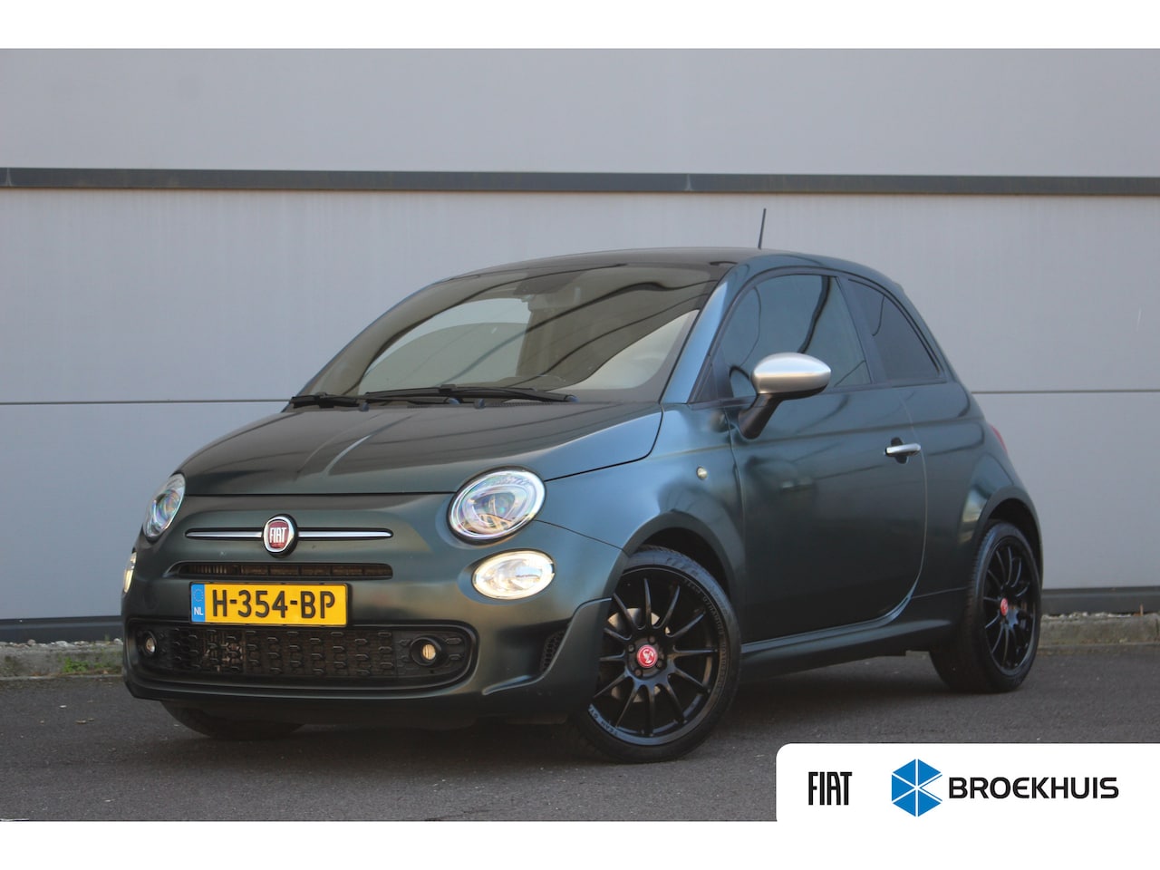 Fiat 500 - 0.9 TwinAir Turbo Rockstar | Navi | Pano | Climate | Carplay | PDC A | Cruise | Navi | Pan - AutoWereld.nl