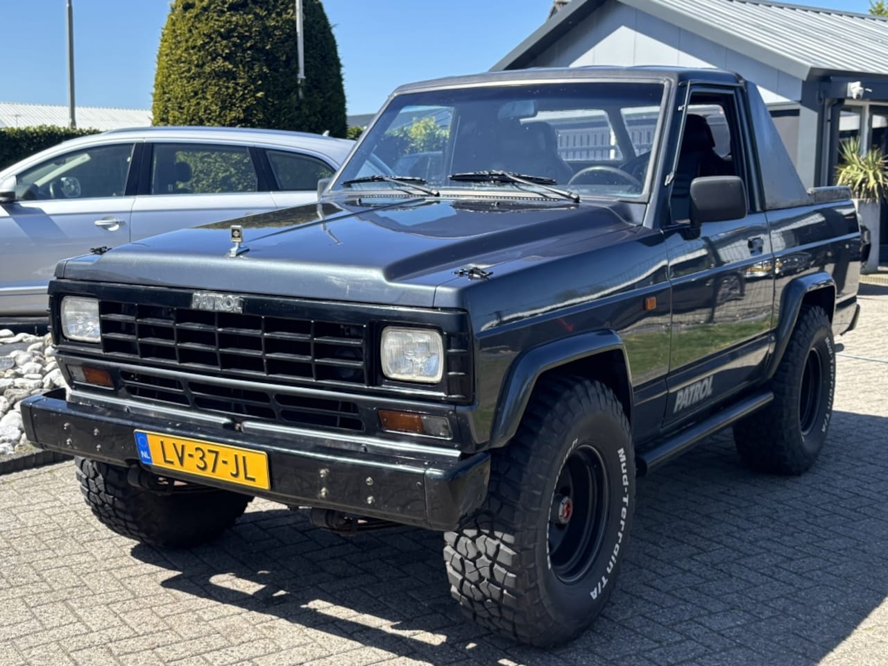 Nissan Patrol - 2.8 6-Cilinder Benzine 1985 Belastingvrij 4X4 - AutoWereld.nl