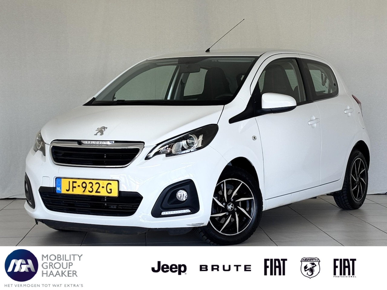 Peugeot 108 - 1.0 e-VTi Active | Airco | Bluetooth | Lichtmetalen velgen - AutoWereld.nl