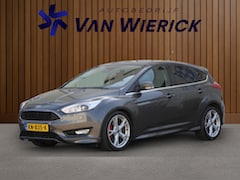 Ford Focus - 1.5 St-Line 150PK | Schuif/kantel dak | Camera | Xenon | Winterpakket | 18-Inch