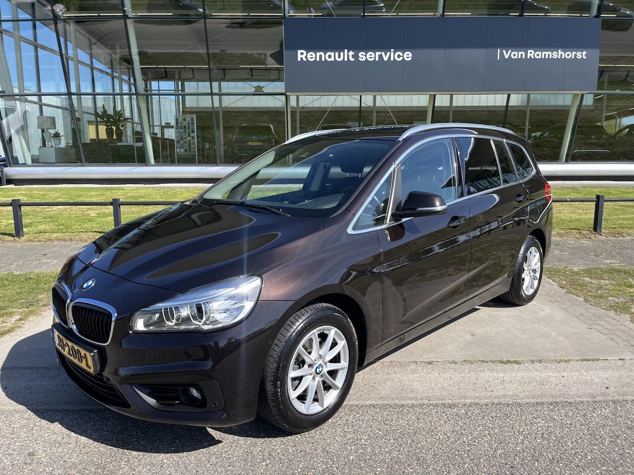 BMW 2-serie Gran Tourer - 216i Centennial Executive 7p. 216i Centennial Executive 7-Persoons / - AutoWereld.nl