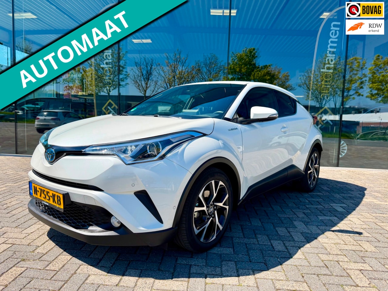 Toyota C-HR - 1.8 Hybrid Business Intro 1.8 Hybrid Business Intro, KeyLess, Camera, Trekhaak - AutoWereld.nl