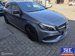 Mercedes-Benz A-klasse - 180 Solution AMG style