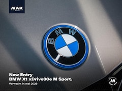 BMW X1 - xDrive30e M Sport, pano, H/K, 19", ACC, memory, keyless, privacy