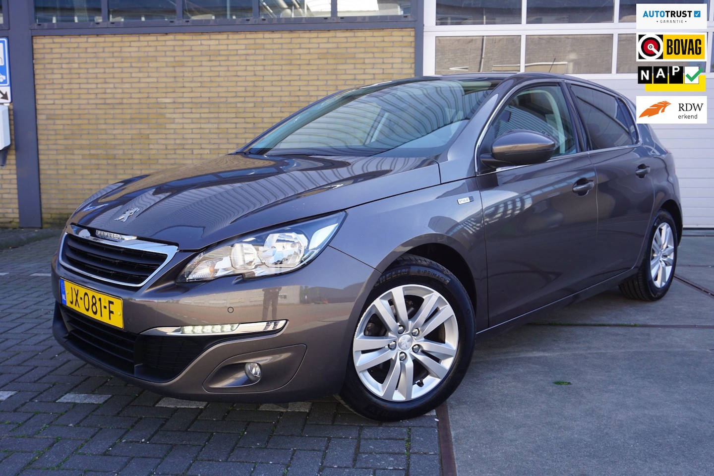 Peugeot 308 - 1.2 PureTech Style * Nieuwe motor * - AutoWereld.nl