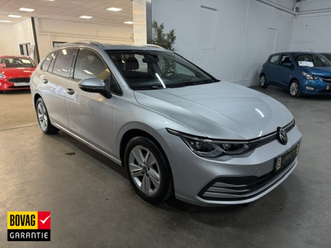 Volkswagen Golf Variant - Variant/ELEKTR.STOEL/APPLECARP 1.0 TSI Life Bns - AutoWereld.nl