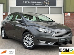 Ford Focus - 1.0 Titanium/NAVI/PARKS/CRUISE/TREKH/APK/NAP