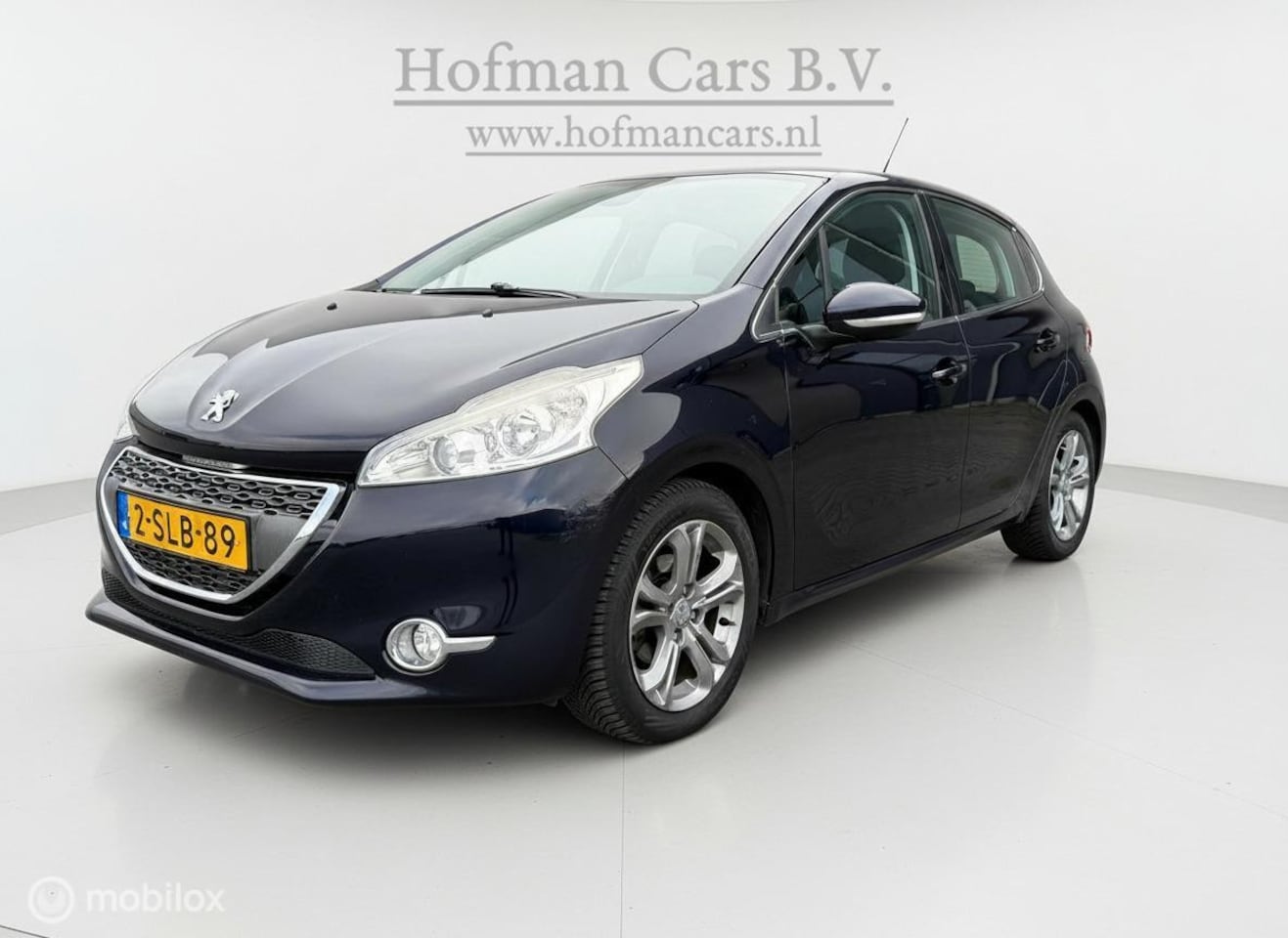 Peugeot 208 - 1.2 e-VTi Automaat – 2013 – 82 PK – 5-deurs – Trekhaak – 113.000 km - AutoWereld.nl