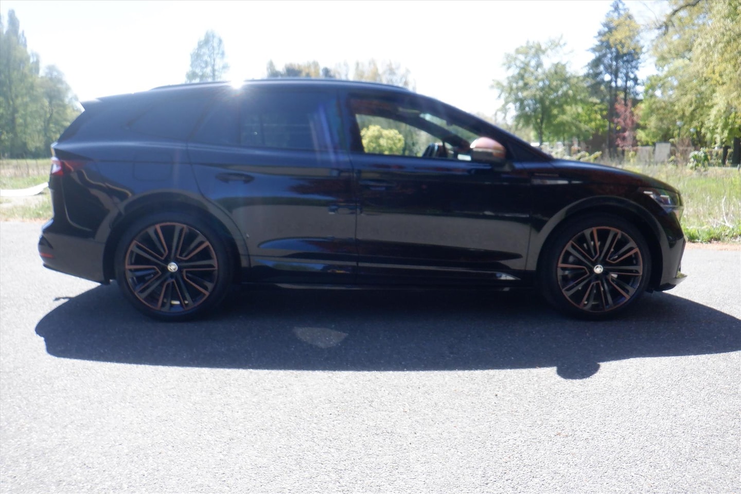 Skoda Enyaq iV - 80 204pk Founders Edition BLACK- INCL.BTW - AutoWereld.nl