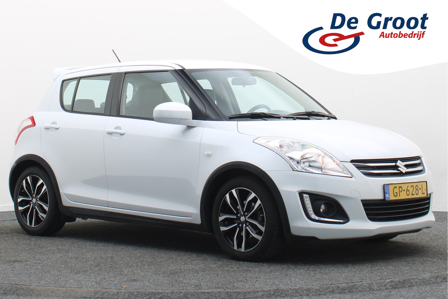 Suzuki Swift - 1.2 Style EASSS 1.2 Style EASSS - AutoWereld.nl