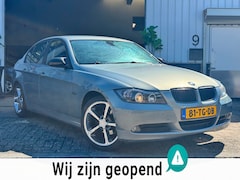 BMW 3-serie - 318i | AIRCO | CARPLAY | CAMERA | AUTOMAAT | 5DRS |