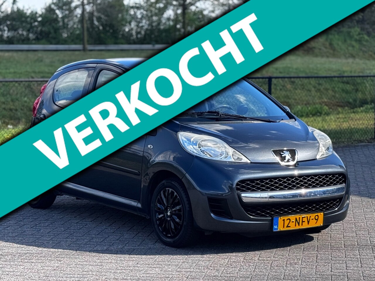Peugeot 107 - 1.0-12V XS+AIRCO+1eEIGENAAR+NAP - AutoWereld.nl