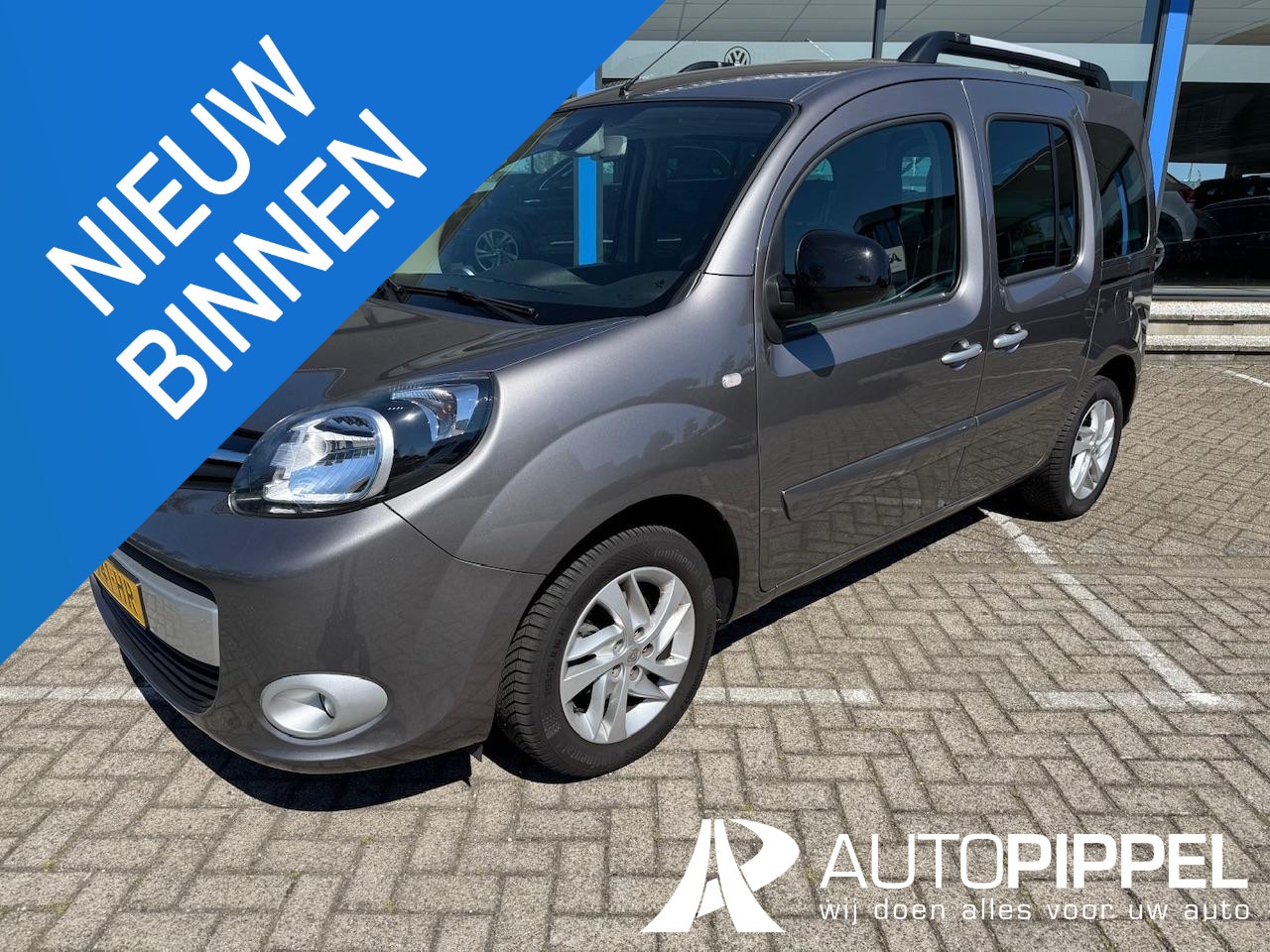 Renault Kangoo Family - 1.2 TCe | Rolstoelauto | Airco | navi | weinig km! - AutoWereld.nl