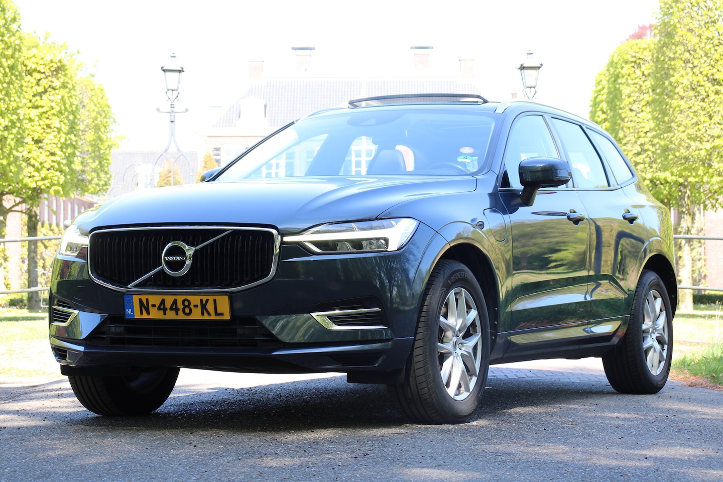 Volvo XC60 - 2.0 T8 Twin Engine AWD Inscription | PANODAK | ELEKTR. TREKHAAK | ELEKTR. STOEL | CAMERA | - AutoWereld.nl