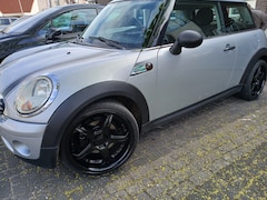 MINI One - 1.4 One 1.4 benzine limeted edition