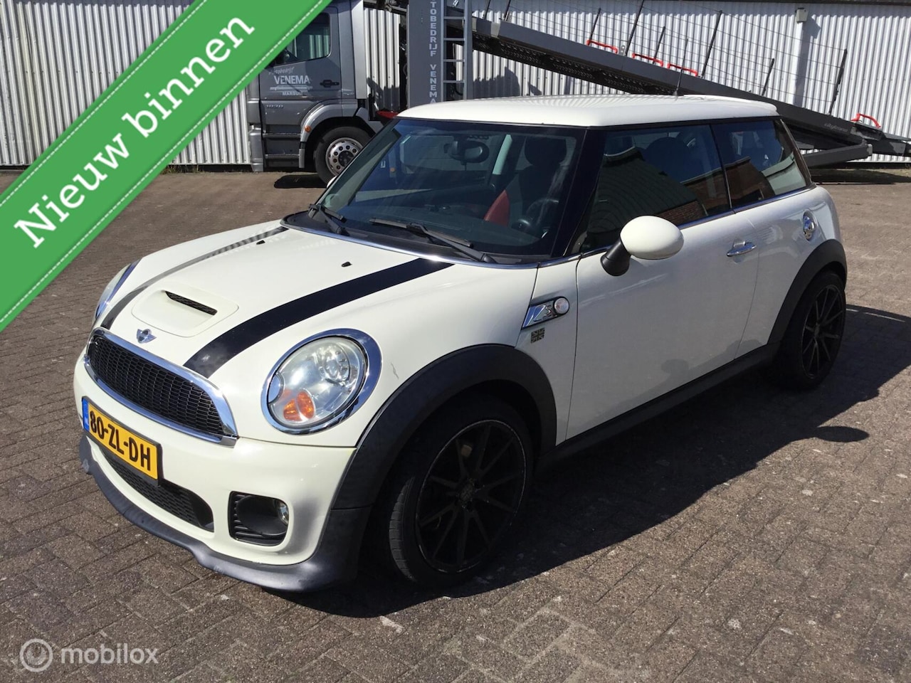 MINI Cooper S - Mini 1.6 loopt goed koppeling hoog! - AutoWereld.nl