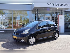 Toyota Aygo - COMFORT NAVIGATOR AUTOMAAT AUTOMAAT NL-AUTO AIRCO NAVI
