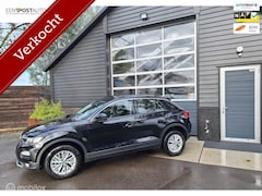 Volkswagen T-Roc - 1.0 TSI Style 1e Eig. BTW-Auto Full-map Navigatie, Apple Carplay / Android, Airco, Adap. C