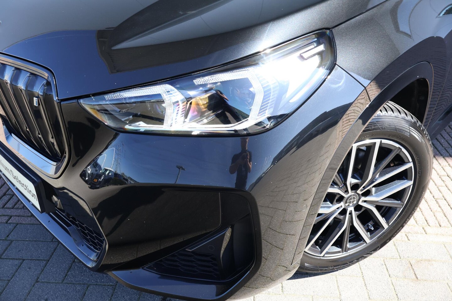 BMW iX1 - xDrive30 67 kWh | M-Sport Pakket | PDC | Achteruitrijcamera | Adaptieve Led | Comfort Acce - AutoWereld.nl