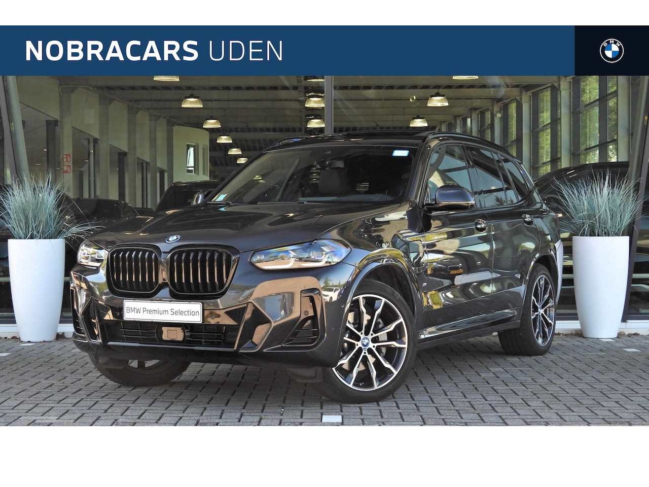 BMW X3 - xDrive30e High Executive M Sport Automaat / Sportstoelen / Trekhaak / Panoramadak / Adapti - AutoWereld.nl