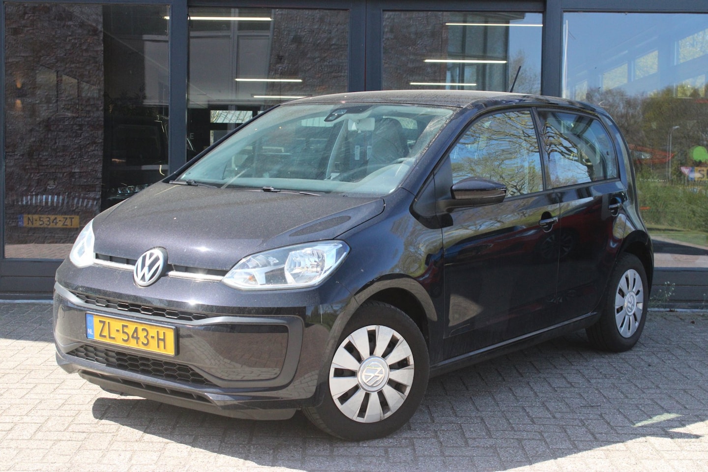 Volkswagen Up! - 1.0 BMT move up! | Airco | Telefoonvoorbereiding | 5-drs | Elek.pakket | - AutoWereld.nl