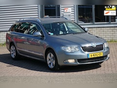 Skoda Superb Combi - 1.4 TSI NIEUWE DISTR. KETTING, BAKOLIE VERVERST