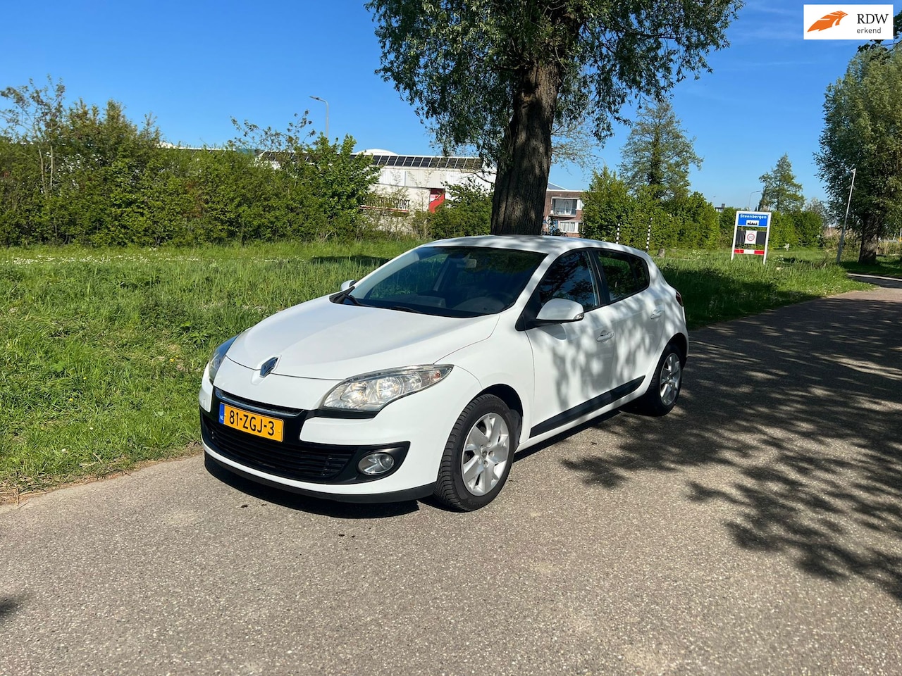 Renault Mégane - 1.5 dCi Expression 1e Eigenaar Airco Cruise Navi Pdc - AutoWereld.nl
