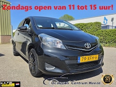 Toyota Yaris - 1.0 VVT-i Aspiration, Camera Bluetooth Apk 1-2027 Zondag OPEN