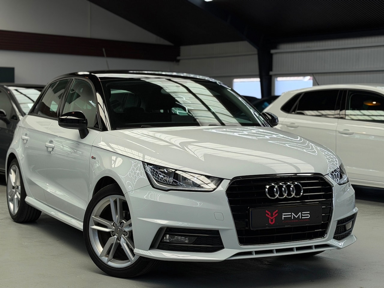 Audi A1 Sportback - 1.0 TFSI S-Line Ultra NAP Facelift - AutoWereld.nl