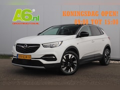 Opel Grandland X - 1.2 Turbo Business Executive 131PK Automaat Keyless Comfortstoelen 18 inch LMV Navigatie C