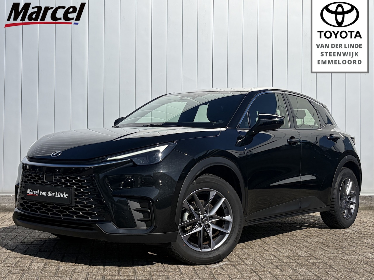 Lexus LBX - Business Line 2WD Parkeer en Dodehoek Sensoren Stoel Stuur Verwarming - AutoWereld.nl