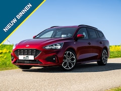 Ford Focus Wagon - 1.5 EcoB. 181Pk ST-line B&O Trekhaak