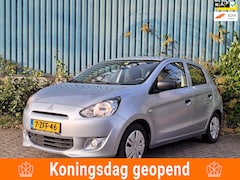 Mitsubishi Space Star - | 1.0 Inform | Airco | 2e eigenaar | Bluetooth | Navigatie |