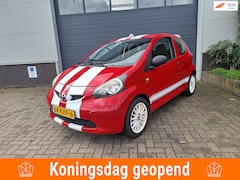 Toyota Aygo - | 1.0-12V | Sportieve look |