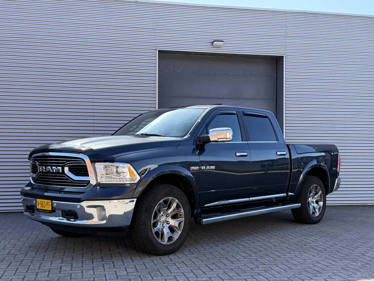 Dodge Ram 1500 - 5.7 V8 4x4 Crew Cab 5'7 Limited I LPG I Leder I Schuifdak I Navi I Marge - AutoWereld.nl
