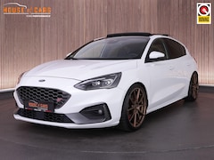 Ford Focus - ST-3 2.3 280pk |19" TEC wielen|H&R verlagingsveren|panoramdak|head-up|B&O|blind spot|Apple