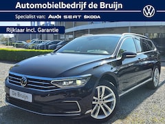 Volkswagen Passat Variant - 218pk DSG Hybrid GTE (Trekhaak, Virtual, Camera, Ergo)