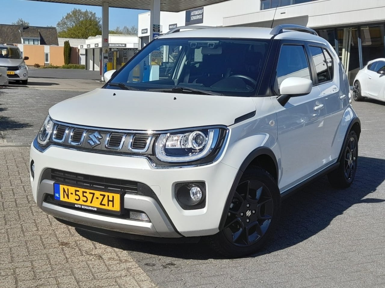Suzuki Ignis - 1.2 SELECT SMART HYBRID AUTOMAAT AIRCO CAMERA CARPLAY - AutoWereld.nl