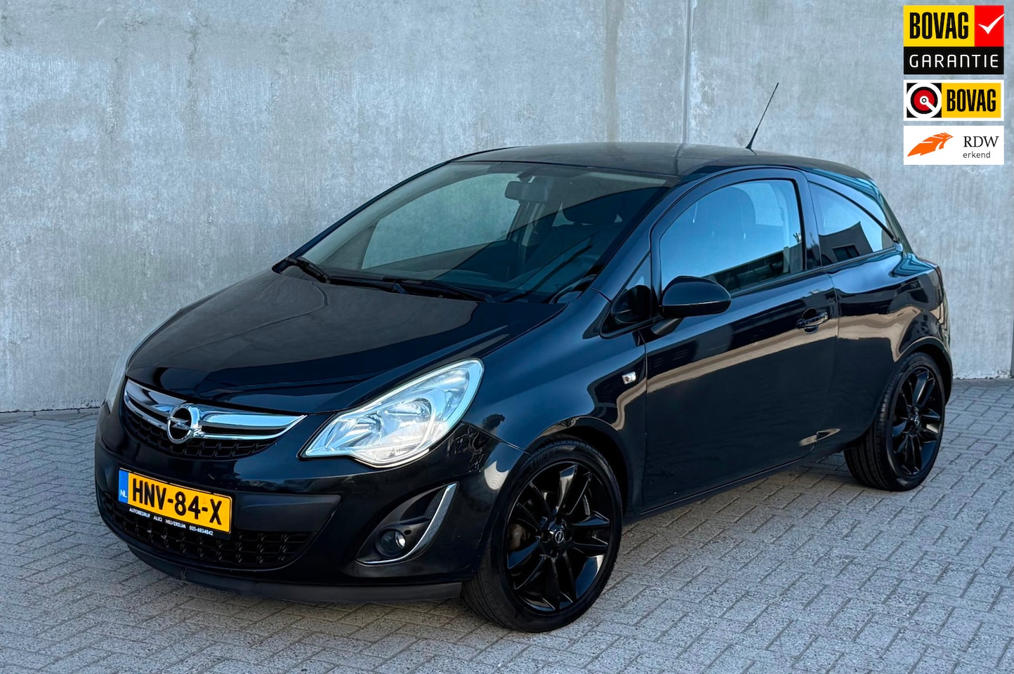 Opel Corsa - 1.4-16V 2012 Zwart|LM VELGEN|NIEUWE APK - AutoWereld.nl